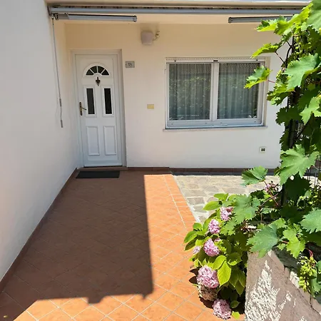 Apartment Casa Sole Costermano